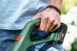 Bosch grästrimmer Easy 18V
