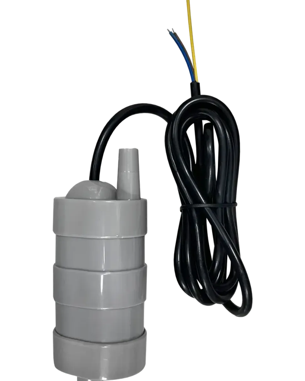 CampOut vattenpump 12V 15 liter