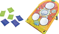 Kastspel med sandsäckar